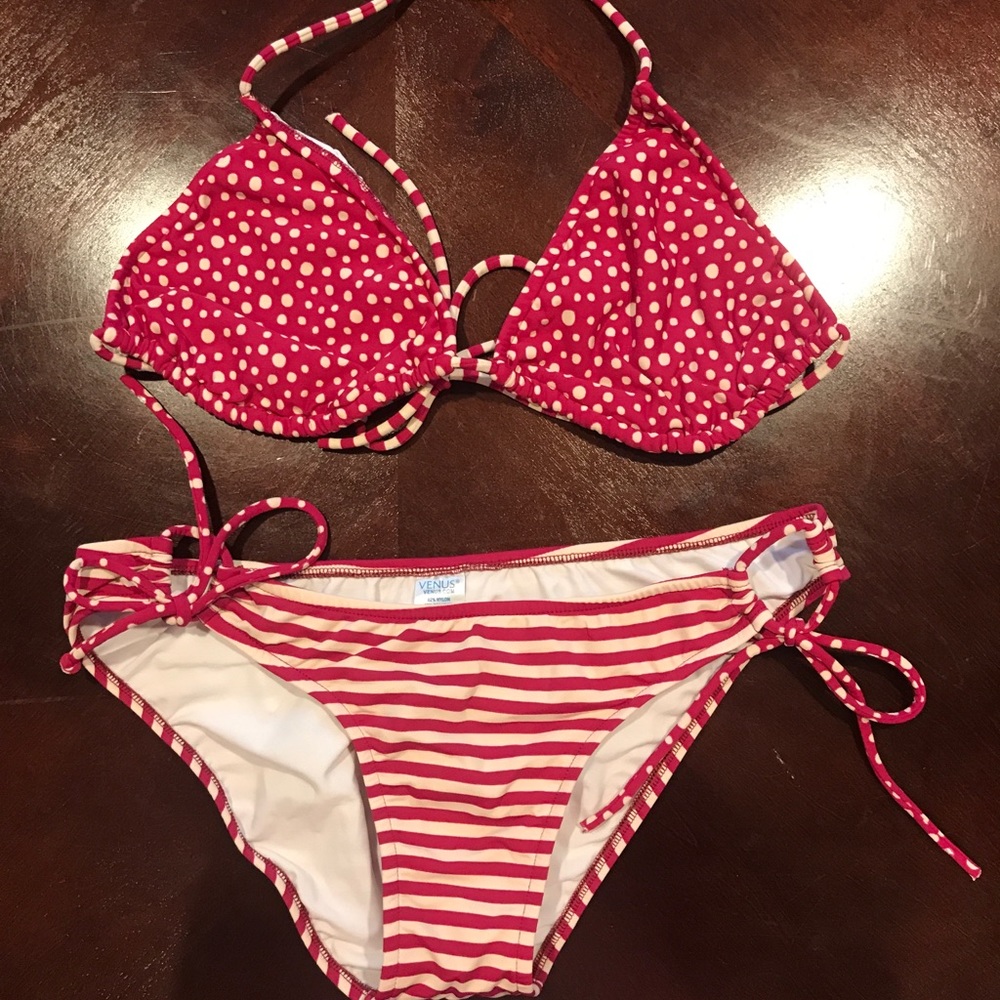 Venus swim suit